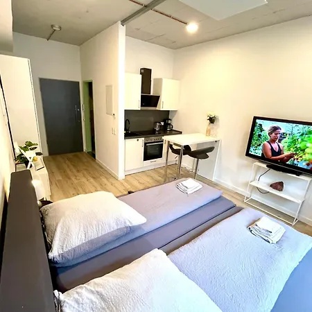Neu Wunderschoenenes Weisses Am Schloessle Zentrum Goldstadt * Pforzheim