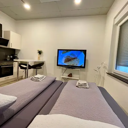 Neu Wunderschoenenes Weisses Am Schloessle Zentrum Goldstadt Apartment Pforzheim