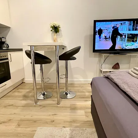 Apartment Neu Wunderschoenenes Weisses Am Schloessle Zentrum Goldstadt *
