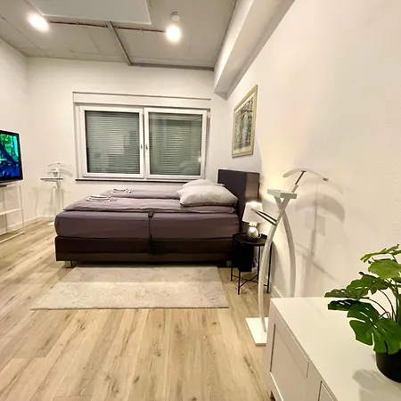 Apartment Neu Wunderschoenenes Weisses Am Schloessle Zentrum Goldstadt