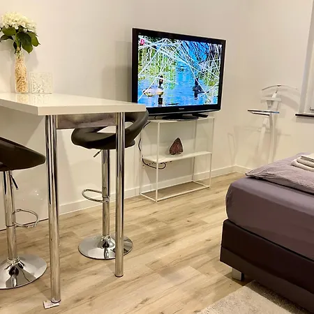 Neu Wunderschoenenes Weisses Am Schloessle Zentrum Goldstadt Apartment