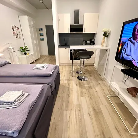 Neu Wunderschoenenes Weisses Am Schloessle Zentrum Goldstadt Apartment Pforzheim